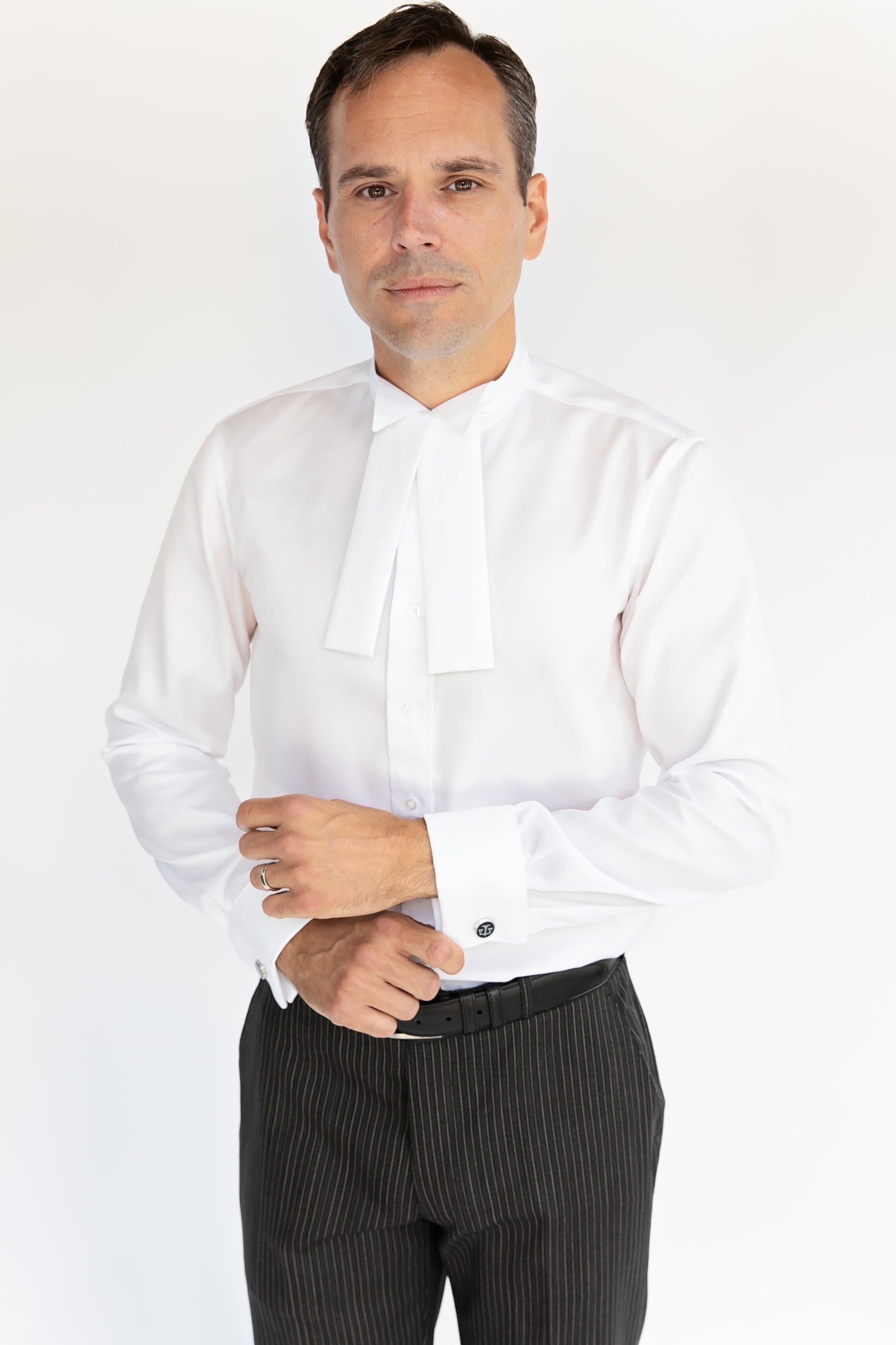 Men's court shirts - Wing collar barrister shirts for Canadian lawyers